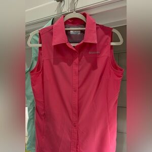 Columbia sleeveless button down with sun protection